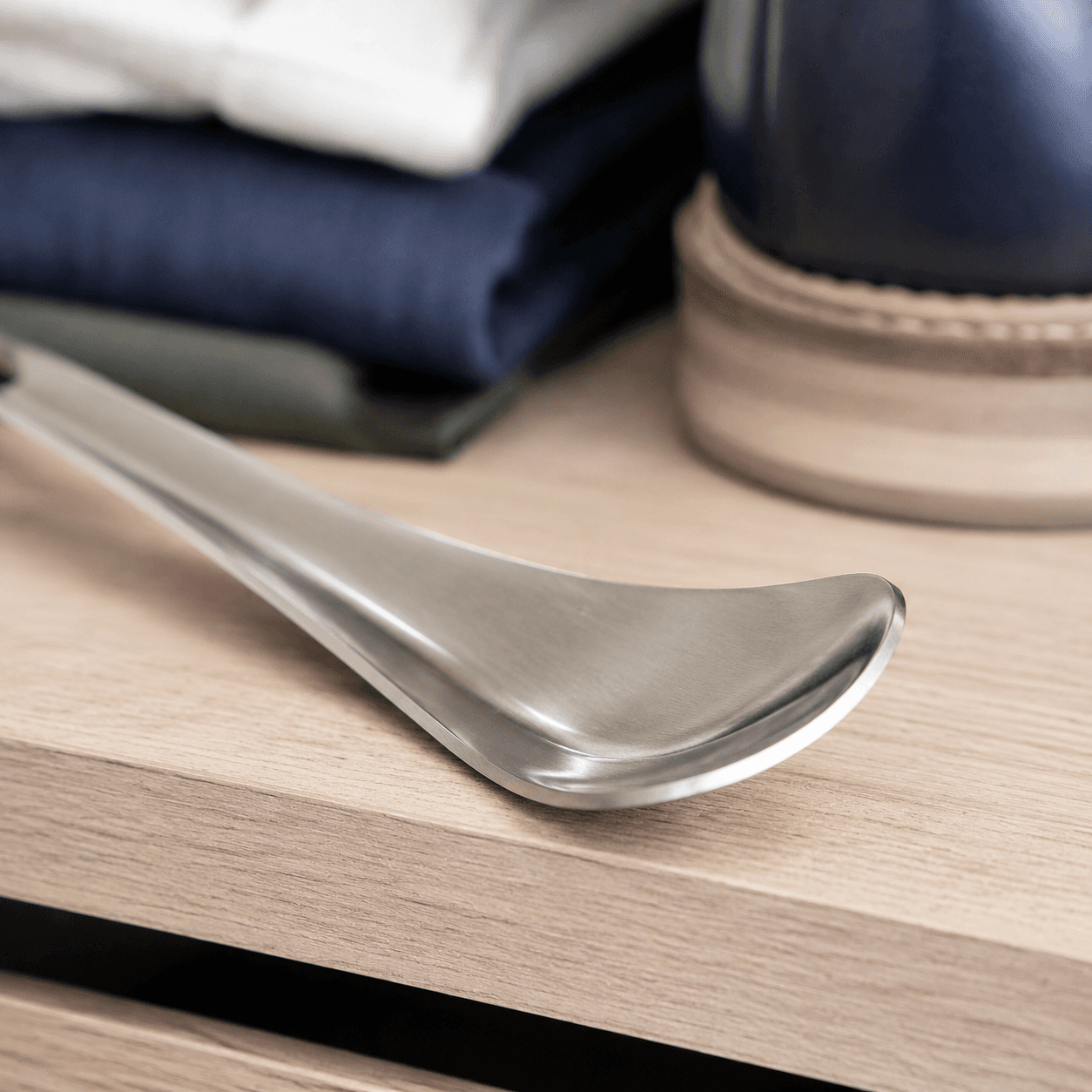 Shoe Horn Set — detail